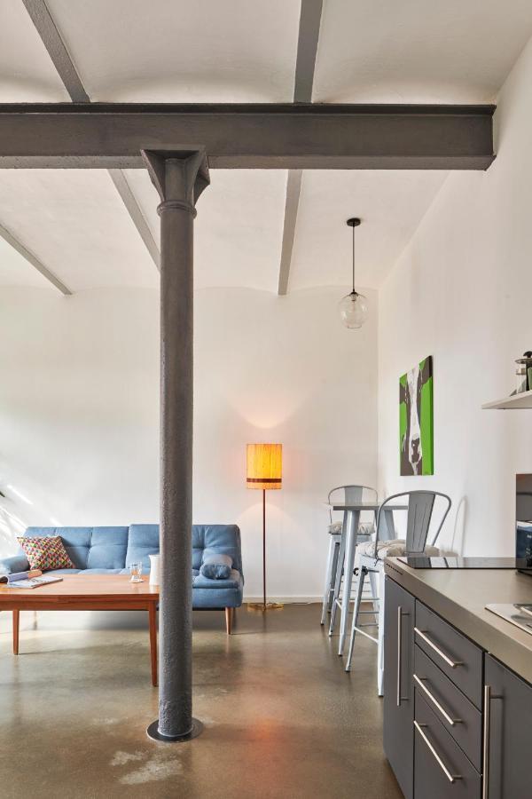 Re~barn - Modern Country Apartment Essel