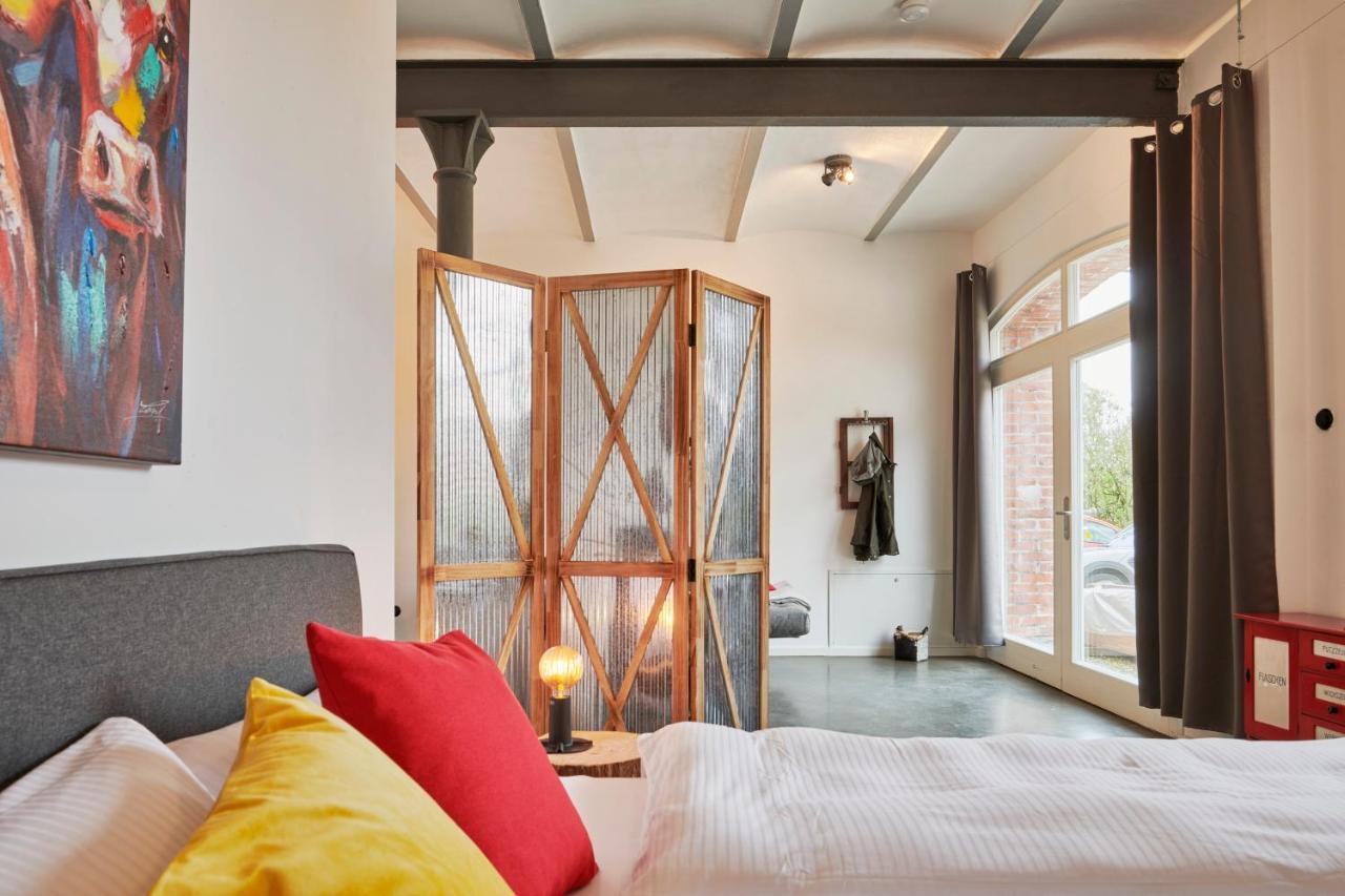 Re~barn - Modern Country * Essel