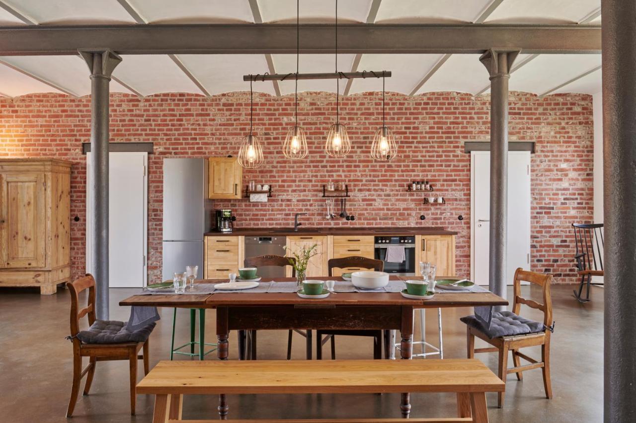 Re~barn - Modern Country Apartment