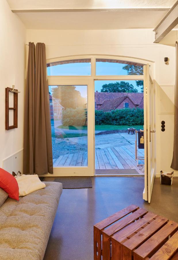 Re~barn - Modern Country Apartment Essel
